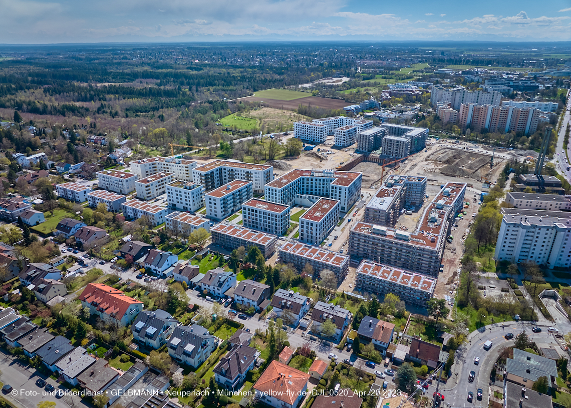 21.04.2023 - Luftbilder von der Baustelle Alexisquartier und Pandion Verde in Neuperlach